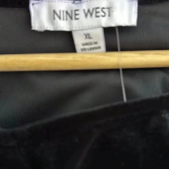 Nine West New black velvet polyester dress with puffy long smocked sleeves XL - Picture 5 of 8